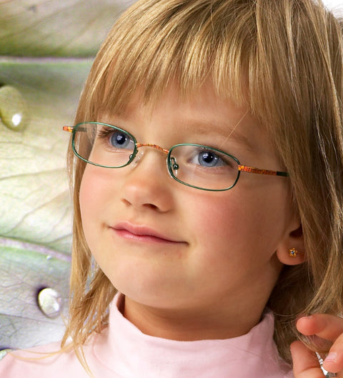 Enny Schmidt, Tochter von Anett Schmidt – Namensgeberin der Brillenmarke ENNY im Jahr 2005.