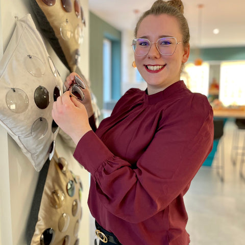 Sarah, Augenoptikerin bei Barth Optik in Hohenstein und Glauchau.