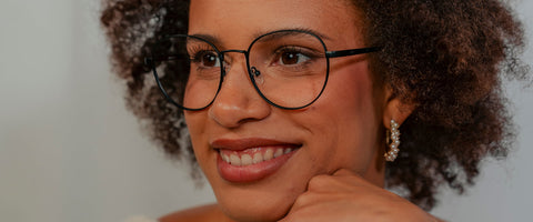 Moderne ENNY Brillen Trends 2026 – stilvolle Damen- und Herrenbrillen mit aktuellen Formen und Farben